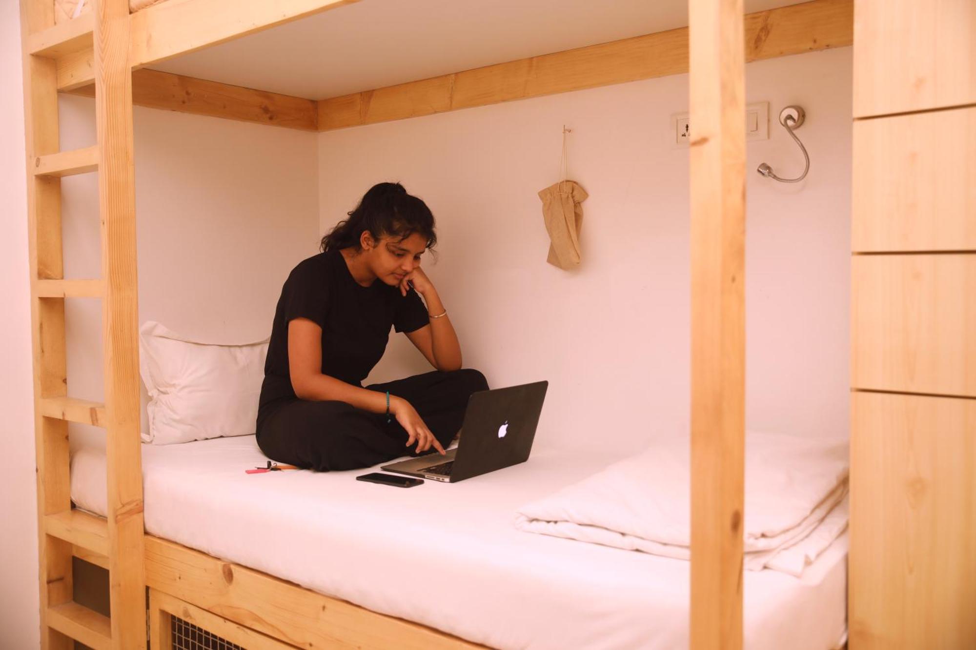 Nap Manor Hostels Mumbai Eksteriør bilde