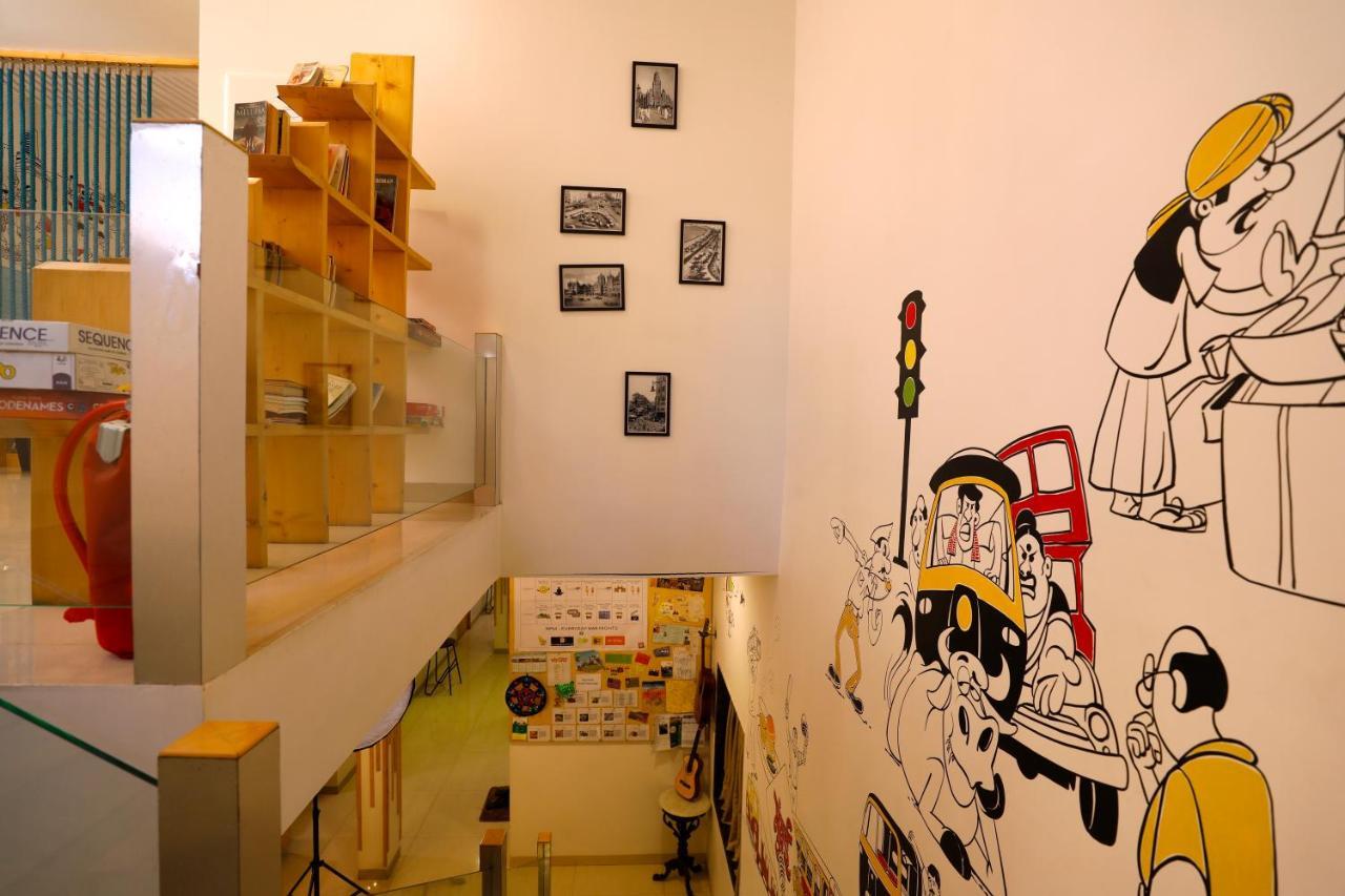 Nap Manor Hostels Mumbai Eksteriør bilde